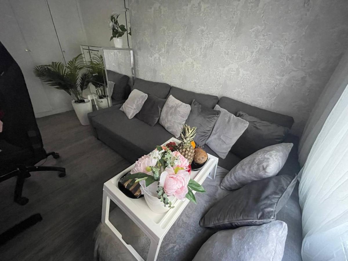 Luxury Room En Μαδρίτη Εξωτερικό φωτογραφία