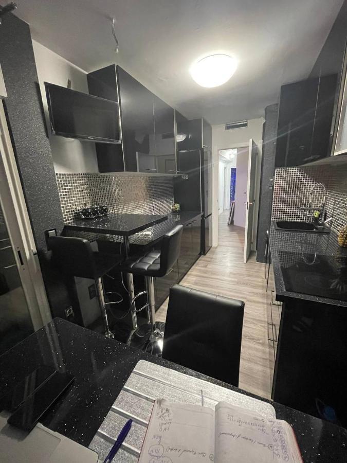 Luxury Room En Μαδρίτη Εξωτερικό φωτογραφία