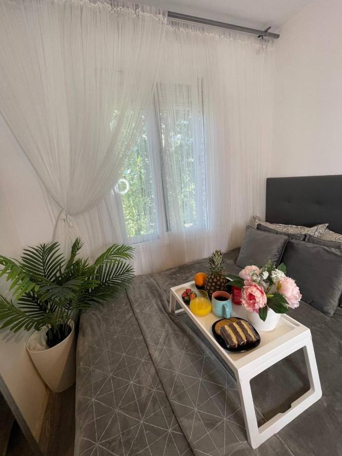 Luxury Room En Μαδρίτη Εξωτερικό φωτογραφία